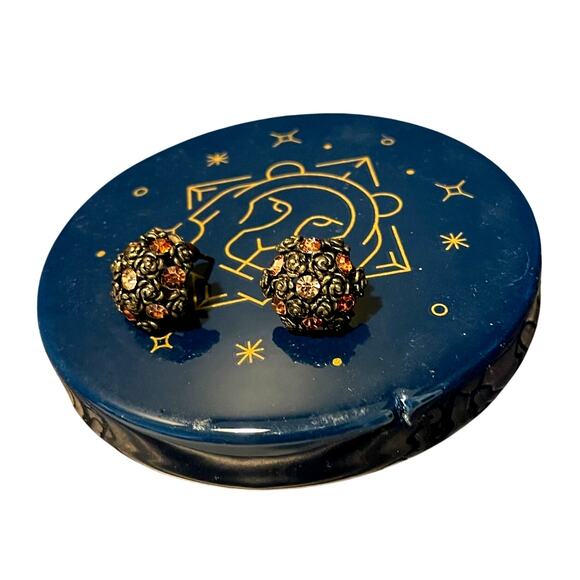 Vintage Brass floral and amber faux stone cluster round pierce earrings - Picture 1 of 11